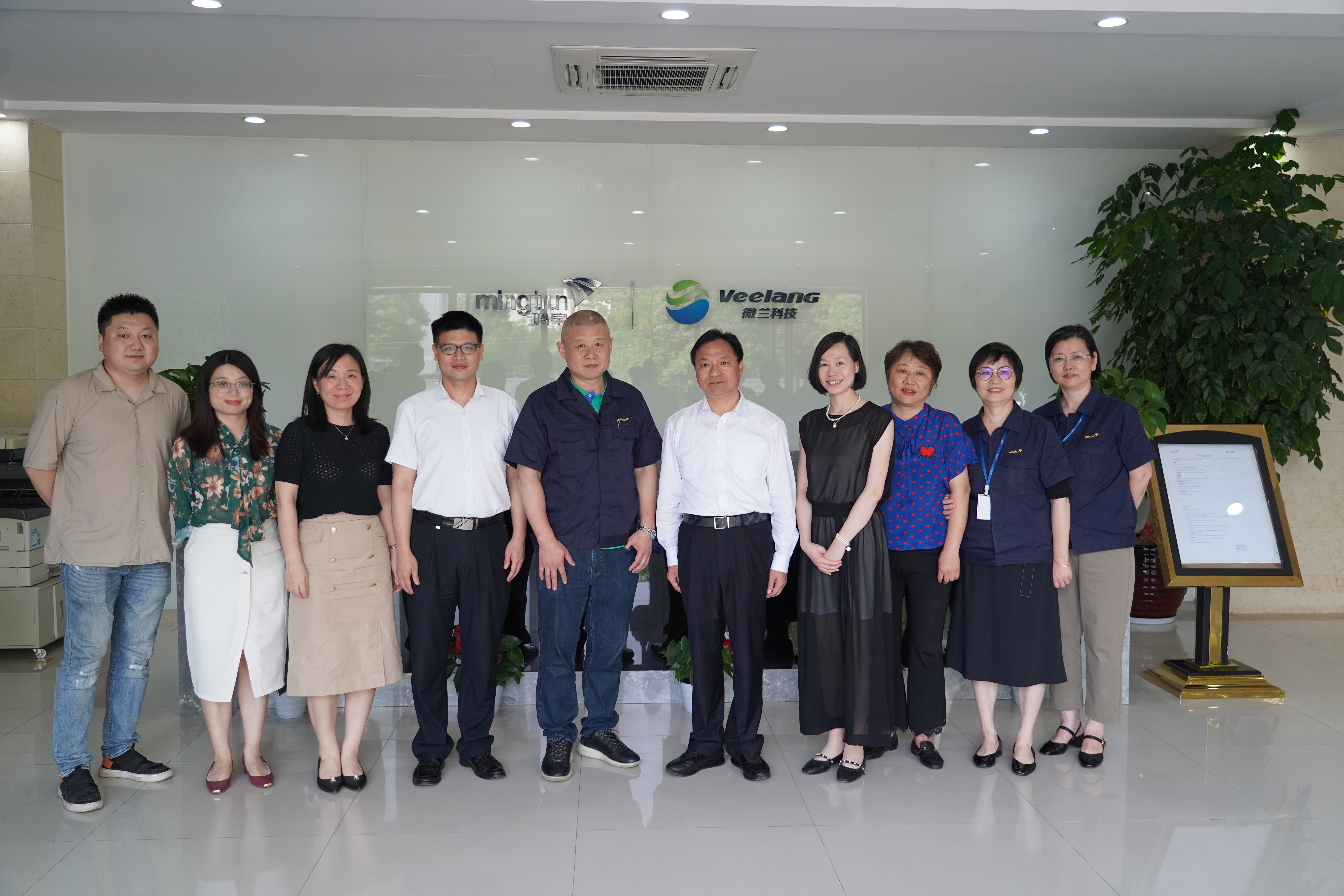 浙江大学控股集团党委书记、董事长徐金强一行莅临浙大万28官网下载最新版-亿万e网址pg-亿万28pg电子-亿万28网页版官方-亿万28入口网页版-亿万28网页在线玩-亿万28娱乐考察指导