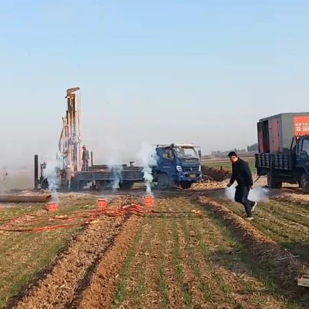 螺旋钻机＋小挖机，轻松实现农村家用井钻凿施工